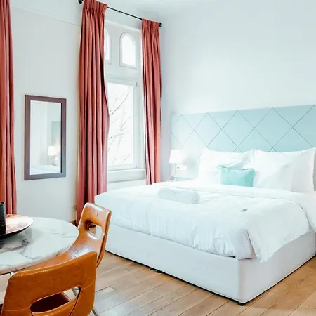 Heirloom - The House Of Trade Apartment *