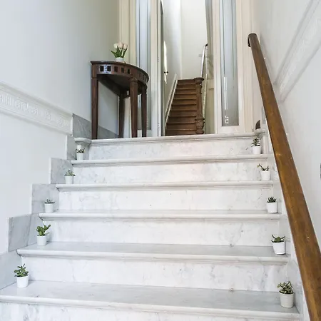 Heirloom - The House Of Trade 헨트